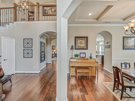 3rd image of 28510 Hunters Shore Dr