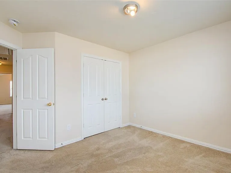 5136 Gable Ln — Photo 22