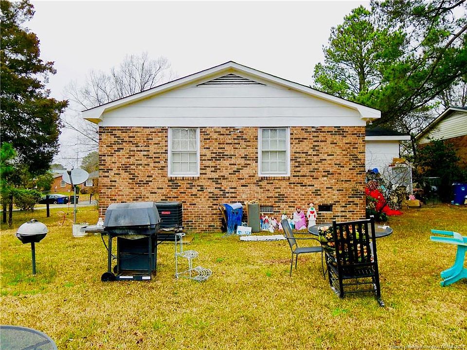 2nd image of 664 Monagan St