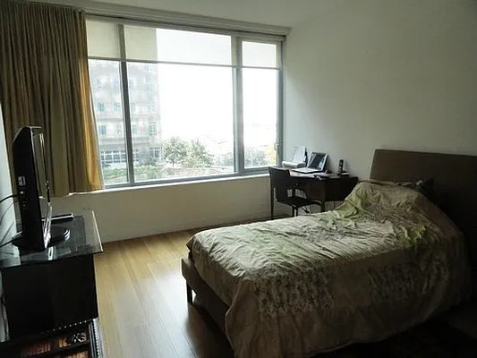 Rented by Battery Park Realty | media 31