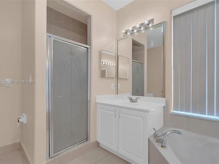 15339 SW 32nd Ter — Photo 22