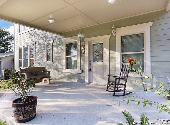 4th image of 7111 Glen Point