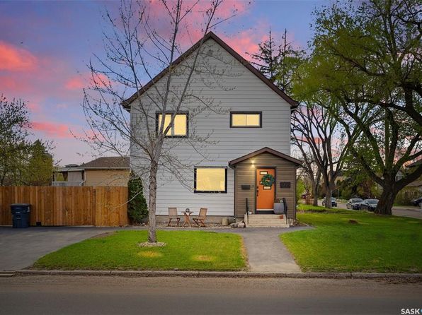 1221 6th AVENUE N, Saskatoon, SK S7K 2T6