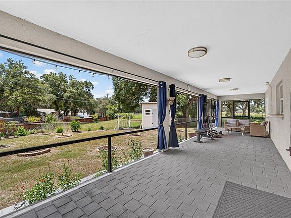 3rd image of 1459 WYNGATE LANE