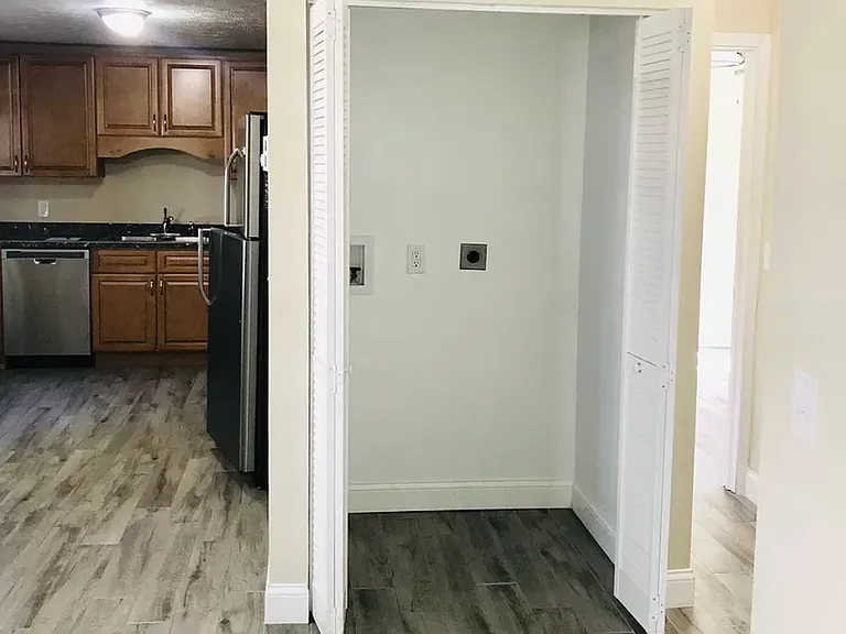 1537 Benjamin Ct #2 — Photo 6