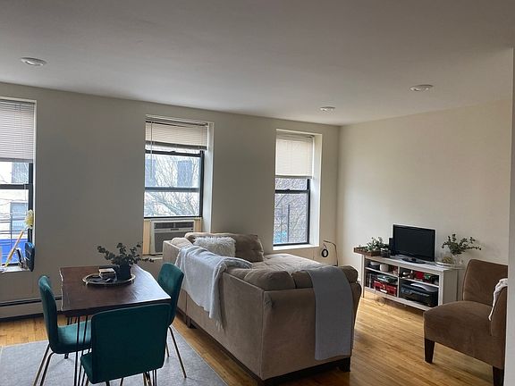 2nd image of 524 6th Ave #3