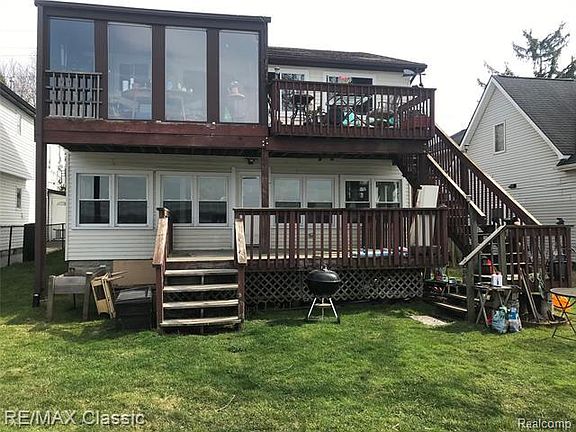 3rd image of 381 E Shore Dr
