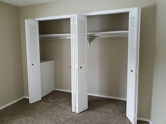 5th image of 1201 W River Blvd APT C216
