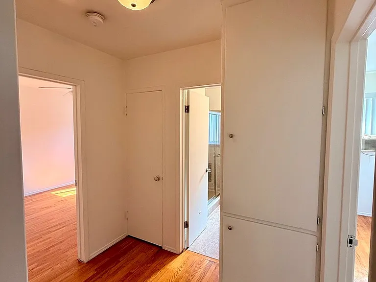 6211 Fountain Ave #6 — Photo 8