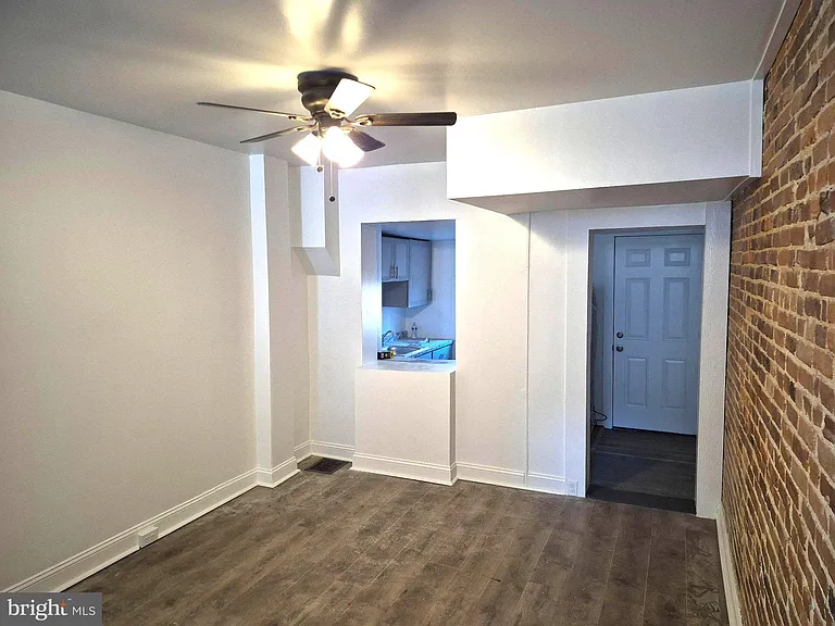 707 N Duncan St — Photo 5