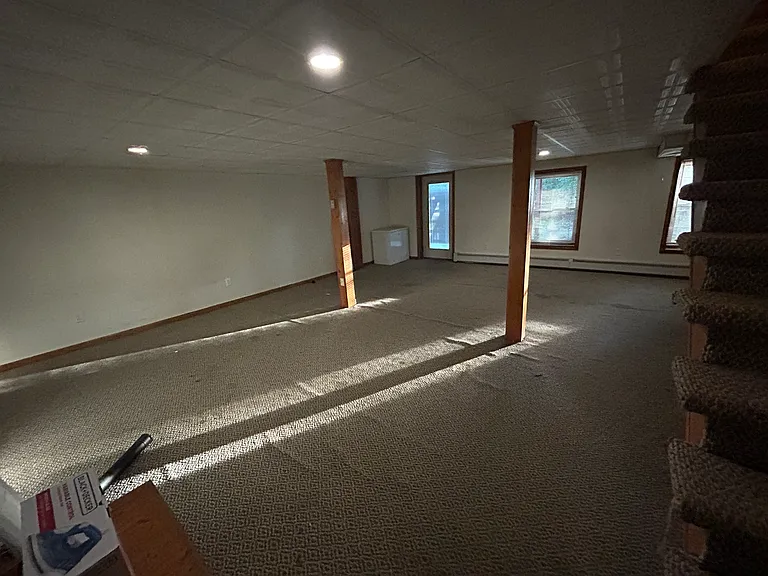 498 Plantation St — Photo 13