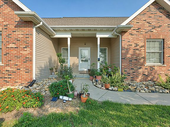 5th image of 4397 Renaissance Dr