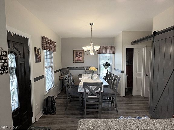 5th image of 2523 Carso Ave