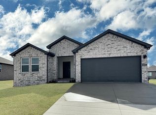 113 E Fredonia Ct, Mayflower, AR 72106