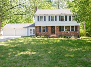 38 Flint Locke Ln, Medfield, MA 02052