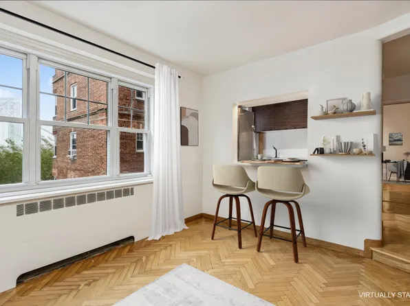 140 Cabrini Boulevard image 7 of 27