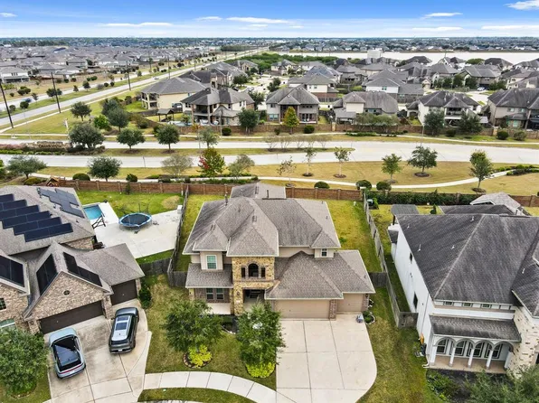 8707 Grasswren Road, Richmond, TX 77407