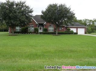 110 Bayou End Cir, Alvin, TX 77511