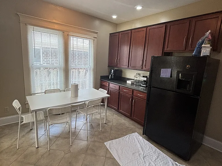 2432 N Illinois St #2 — Photo 11