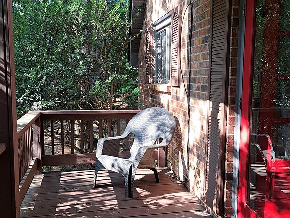 Private front porch.