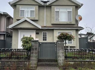 299 E 55th Ave, Vancouver, BC V5X1N1