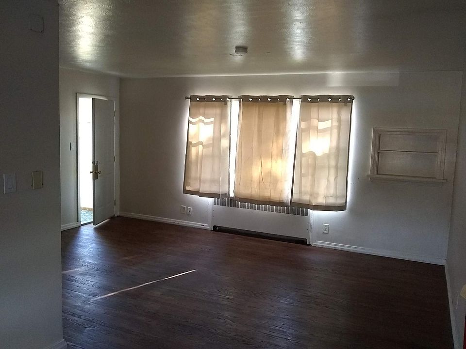 1st image of 1660 Saint Joseph Blvd