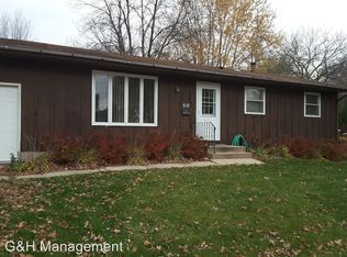 818 Willow St, Faribault, MN 55021