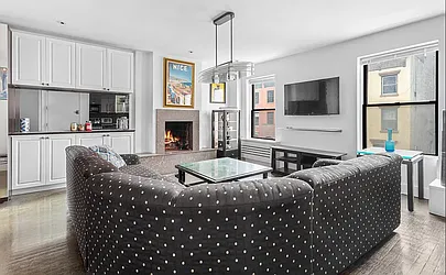 Rented by BLU Real Estate