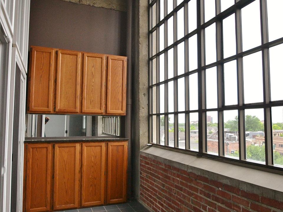 1st image of 611 N Park Ave APT 410