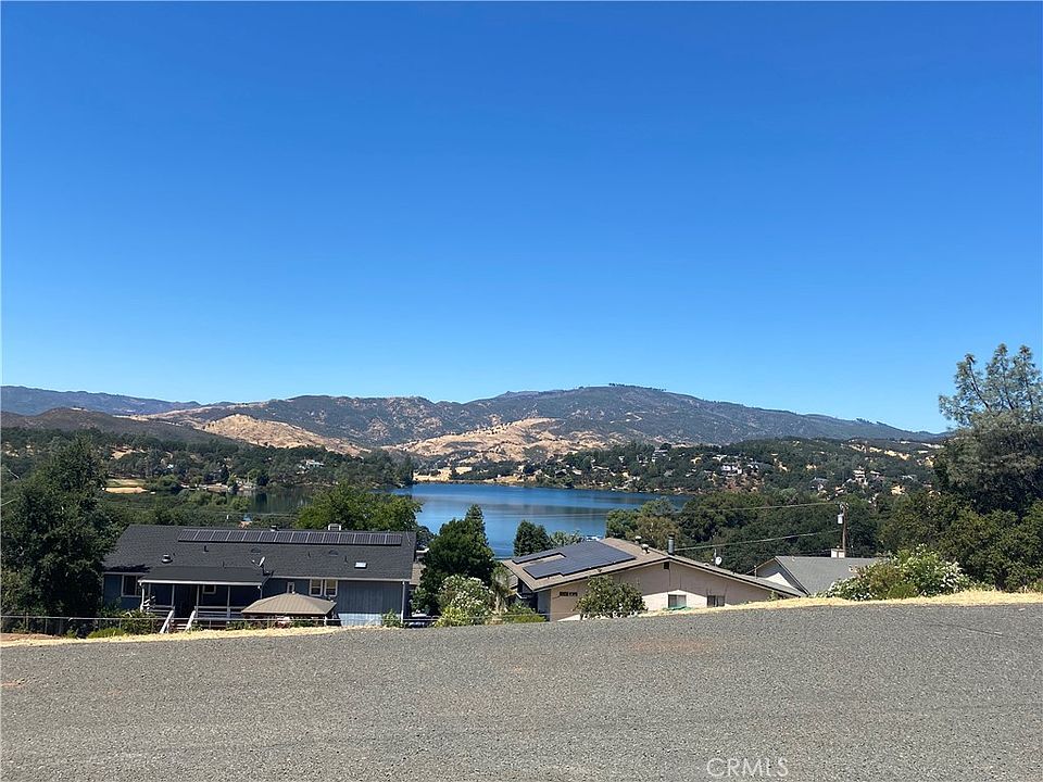 2nd image of 17211 Meadow View Dr #32