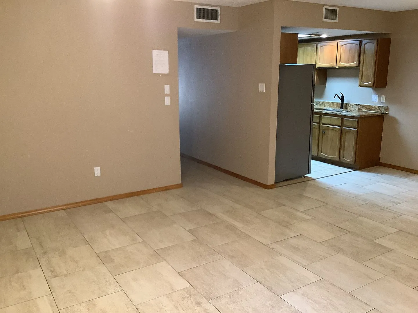 Innsdale Terrace 413 — Photo 4