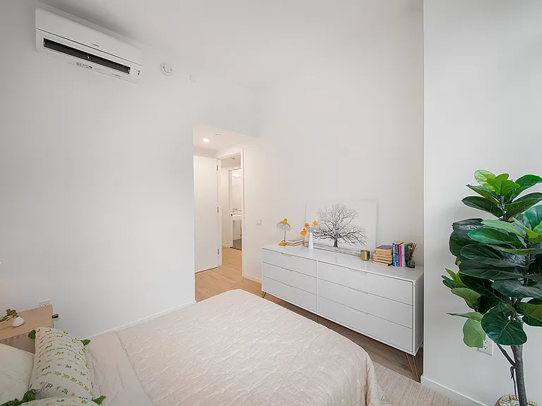 12 Halsey St #G31 — Photo 6