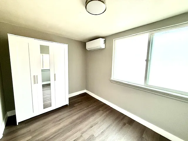 11442 Lee Ln — Photo 4