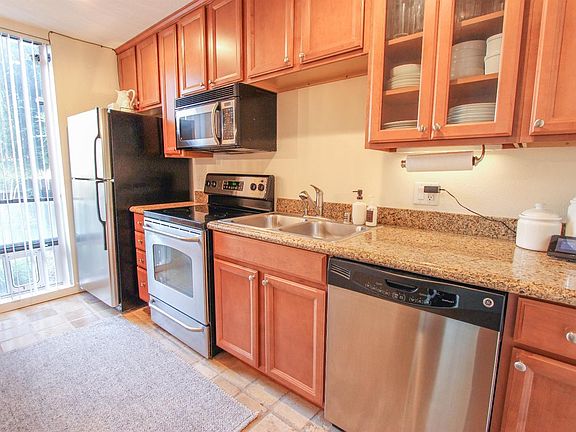 4th image of 516 Woodside Oaks APT 5
