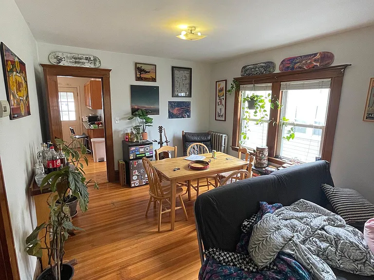 11 Dickson St #2 — Photo 9