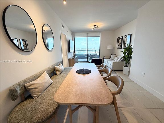 4th image of 159 NE 6th St #3215