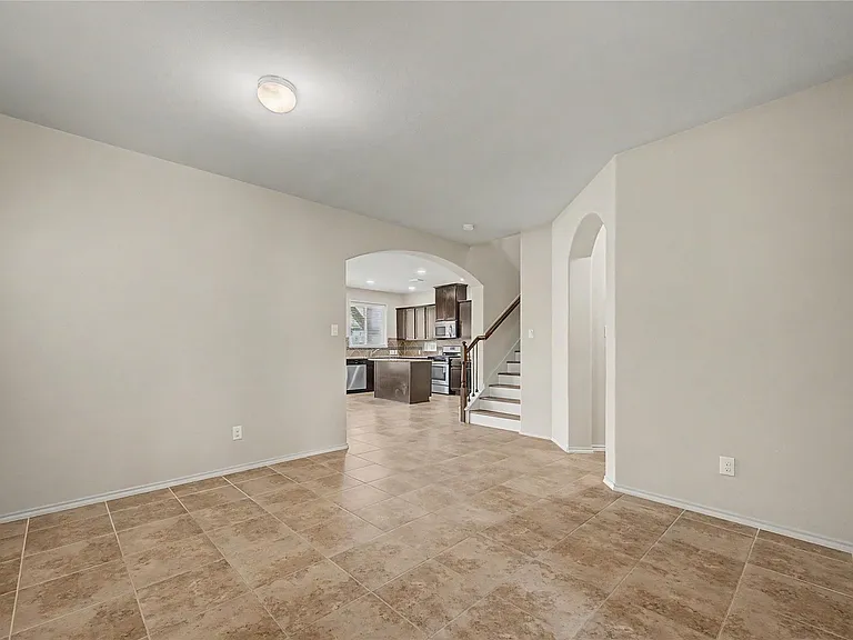 18319 Amalfi Coast Dr — Photo 8