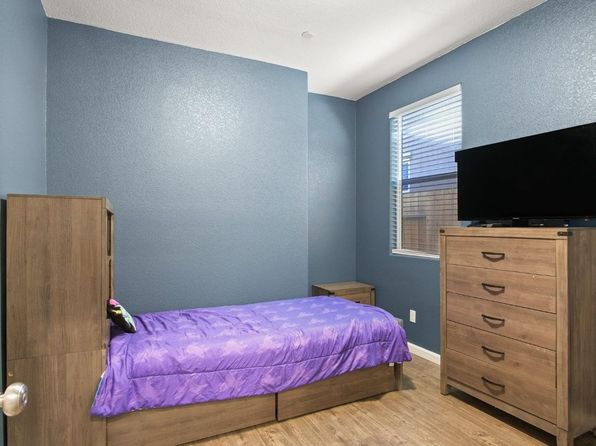 808 Castellona Dr, Newman, CA 95360