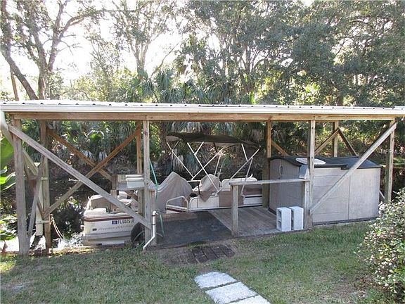 4th image of 20 Rosalie Oaks Blvd