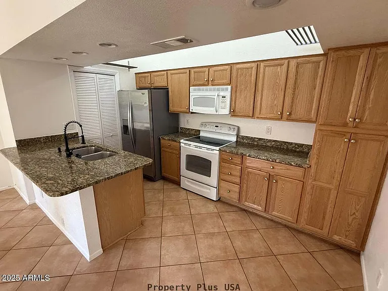 1432 W Emerald Ave #642 — Photo 6