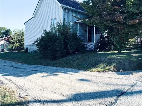 21 Buttonwood Ave, Washington, PA 15301