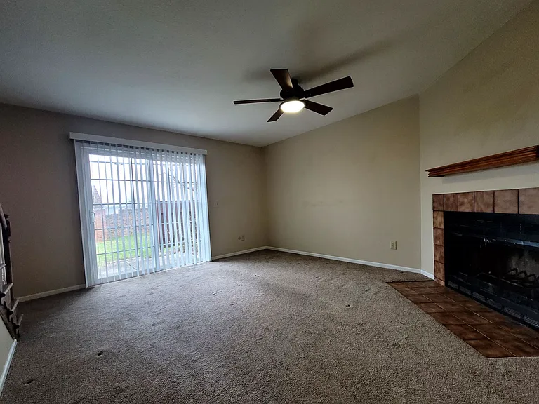 3407 Spanish Villa Dr #1 — Photo 18