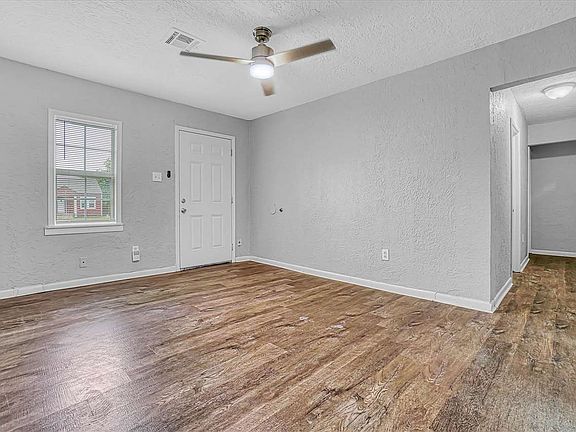 5th image of 1416 NW Bell Ave