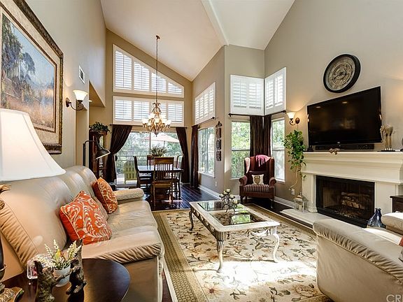 3rd image of 24662 Brighton Dr Unit A