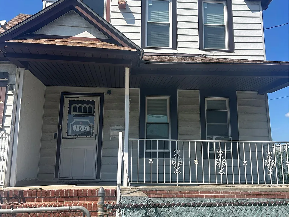 155 Dartmouth St #2
