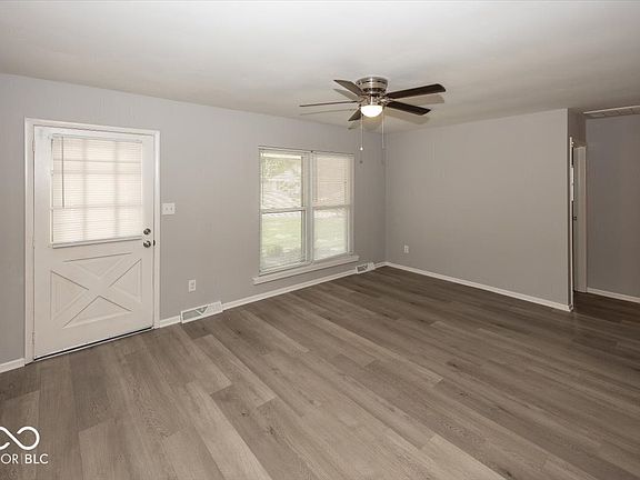 5th image of 1404 Rose Ct