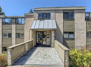 1130 5th Ave S APT 105, Edmonds, WA 98020