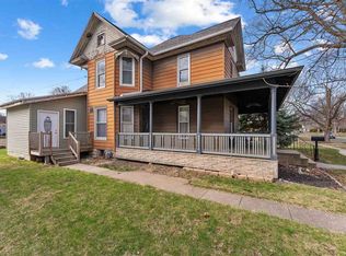 609 N Iowa Ave, Washington, IA 52353