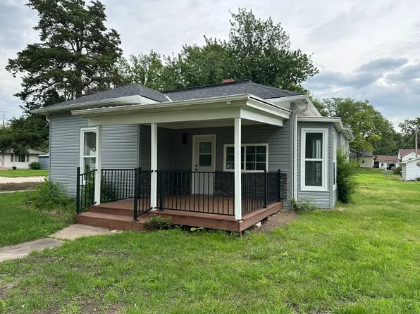 240 N 6th St, Hebron, NE 68370