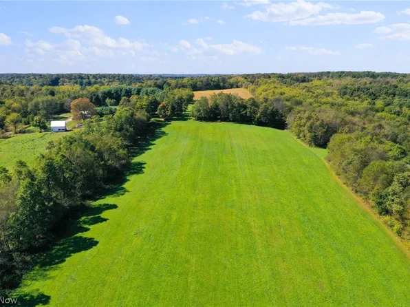 9999 Earlywine Rd, Walhonding, OH 43843